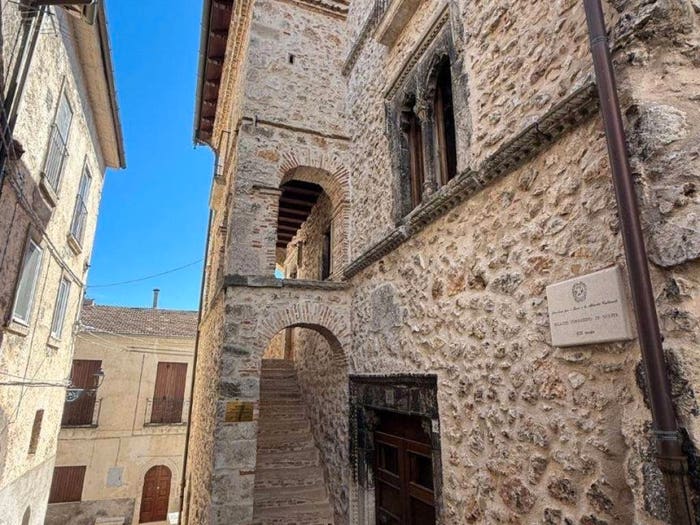 Case in Vendita e in Affitto - 3