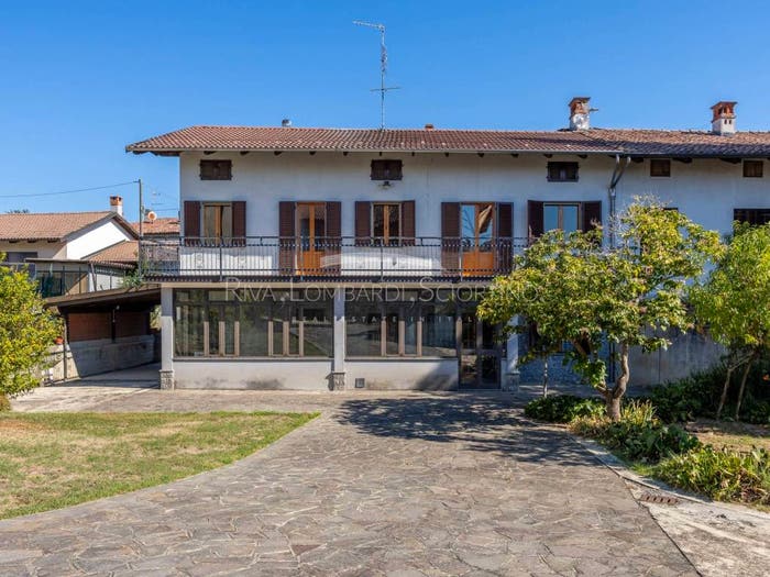 Casa con 6 locali in vendita in Via San Sebastiano, Sessana, Gabiano