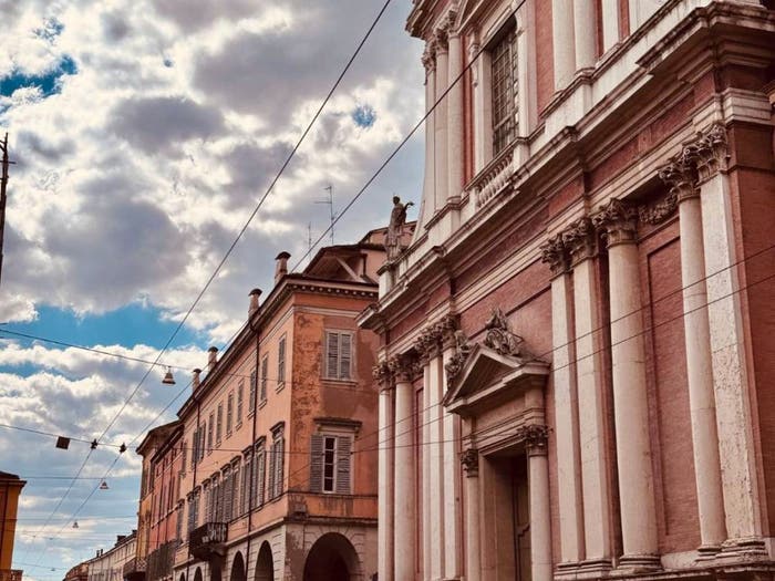 Appartamento trilocale in vendita in Centro Storico, Modena