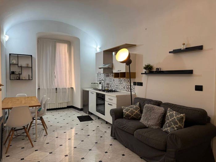Appartamento trilocale in vendita in Via Fieschi, Centro Città, Genova