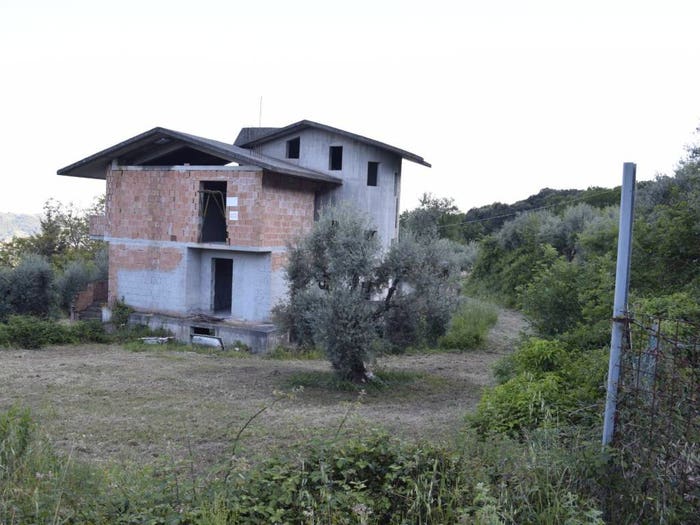 Casa con 6 locali in vendita in Via Piscinola, Spigno Saturnia