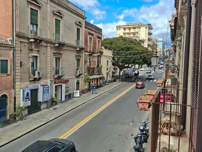 Appartamento con 6 locali in vendita in Via Etnea, Borgo, Catania