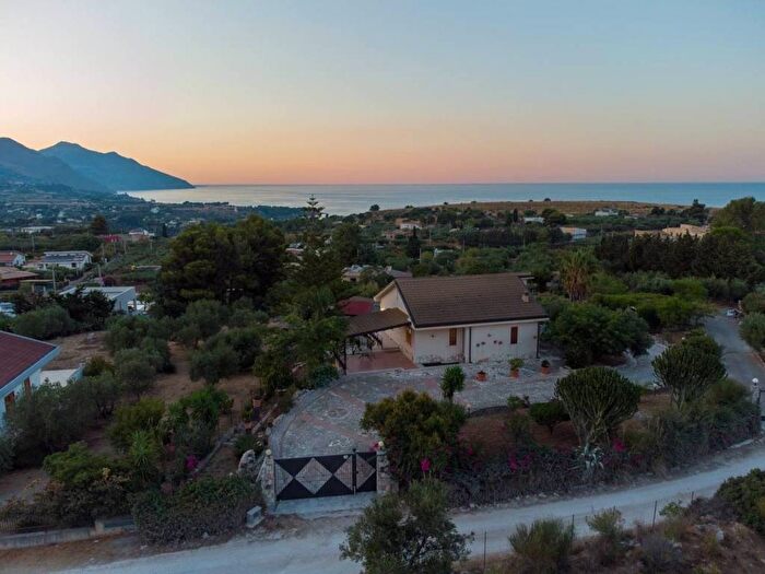 Casa con 6 locali in vendita in Contrada Marmora, Castellammare del Golfo