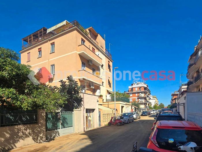 Appartamento bilocale in vendita in Via dei Torriani, Pisana Bravetta, Roma