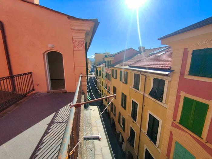 Appartamento trilocale in vendita in Via Vittorio Veneto, Centro Storico, Chiavari