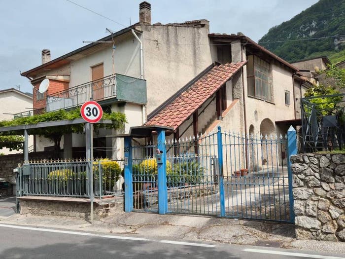 Appartamento quadrilocale in vendita in SP, Forino