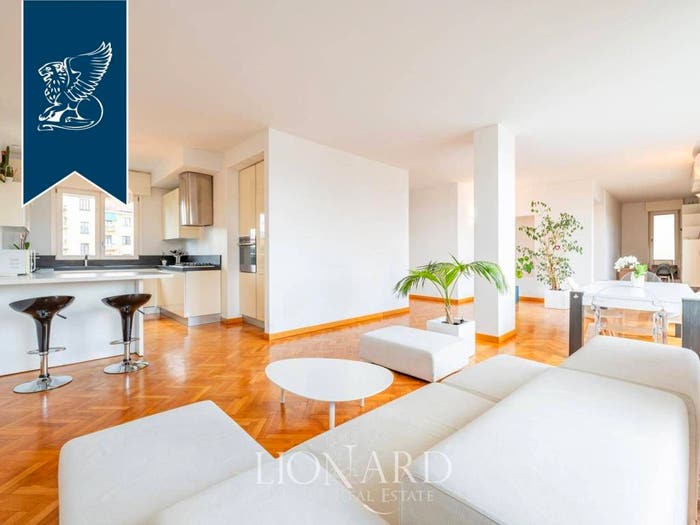 Appartamento con 6 locali in vendita in Arco della Pace, Milano