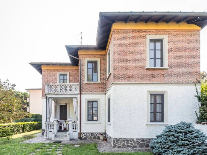 Casa con 5 locali in vendita in Via Varese, Mozzate