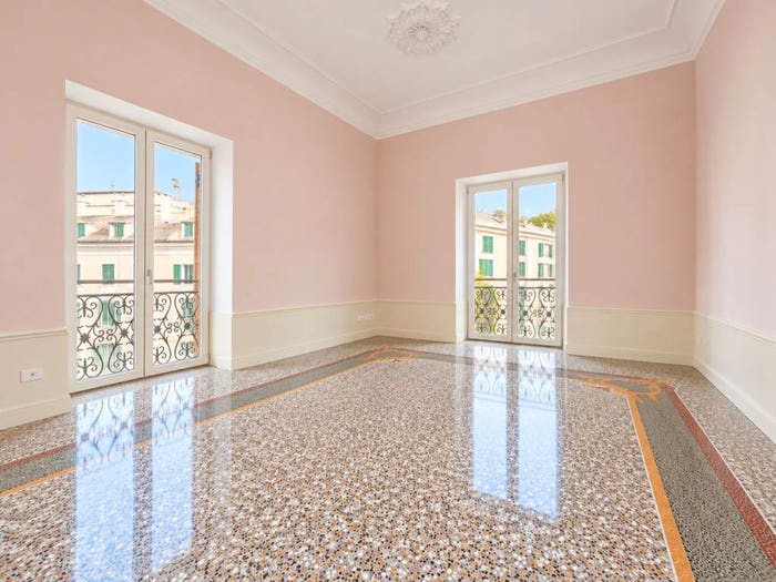 Appartamento quadrilocale in vendita in Corso Carbonara, Castelletto, Genova