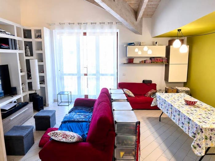 Appartamento quadrilocale in vendita in Via Eugenio Montale, Certosa di Pavia