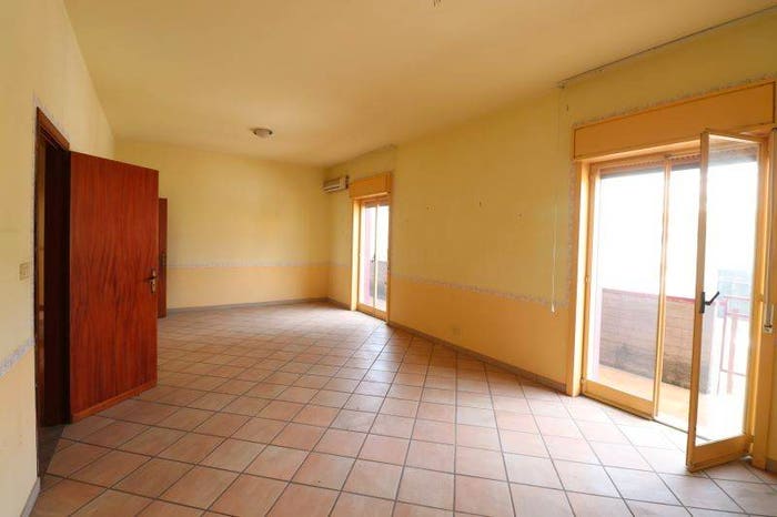 Appartamento quadrilocale in vendita in Via Spoto, Centro, Aci Catena
