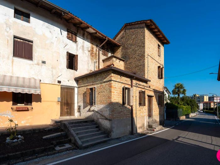 Casa con 6 locali in vendita in Via Andrea Mantegna, Borgomeduna, Pordenone