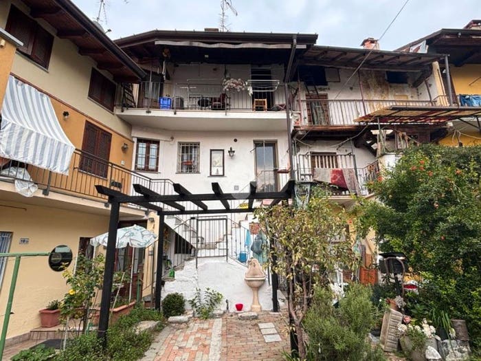Casa trilocale in vendita in Via brabbia, Centro, Castelletto Sopra Ticino
