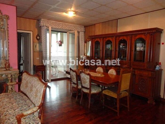 Appartamento con 6 locali in vendita in VIA TOSCANINI, Villa San Martino, Pesaro