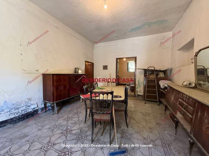 Appartamento quadrilocale in vendita in Vicolo Calvaruso, Villagrazia, Palermo