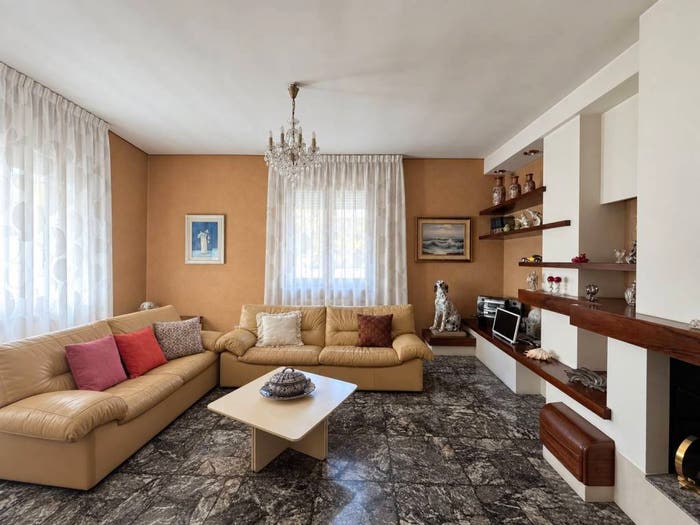 Casa trilocale in vendita in Via Caorsana, Caorso