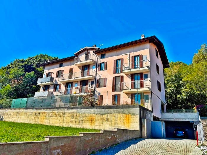 Appartamento bilocale in vendita in via oneda, Centro, Sesto Calende