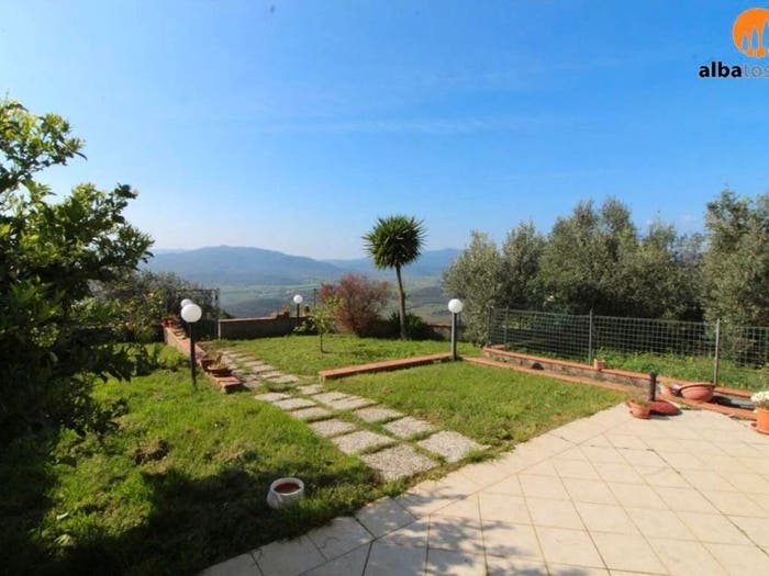 Appartamento con 6 locali in vendita in Via Alta, Giuncarico, Gavorrano