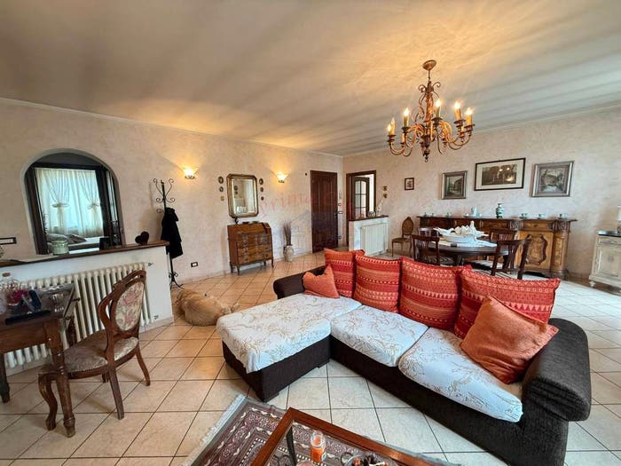 Casa con 5 locali in vendita in Strada Acqui, Cantalupo, Alessandria