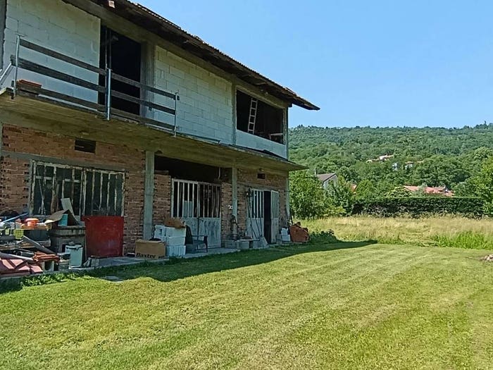 Casa con 6 locali in vendita in Via Rinaldo Baratta, Villar Dora