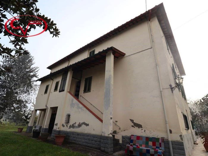 Casa con 6 locali in vendita in Via Ferdinando Magellano, Città, Montevarchi