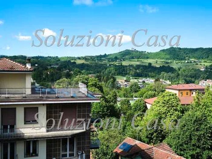 Appartamento quadrilocale in vendita in Via Zeffirino Bertelli No Number, Centro, Gavi