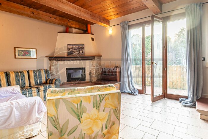 Appartamento con 7 locali in vendita in Viale del Tirreno, Pisa