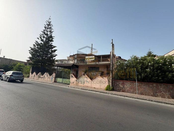 Casa quadrilocale in vendita in Via Colonne, Giardini Oasi Sacro Cuore, Giugliano in Campania