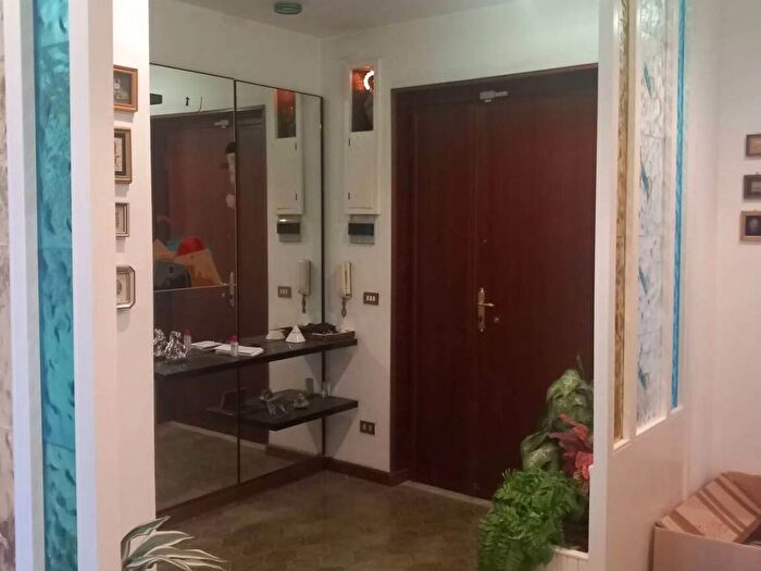 Appartamento quadrilocale in vendita in Via Antonio Lombardi SNC, Sant'Antonio De Filippis, Catanzaro