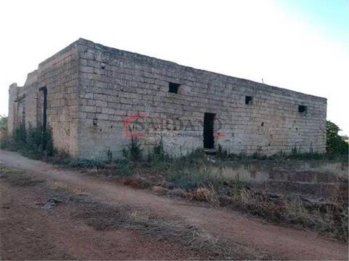 Casa con 6 locali in vendita in Carovigno