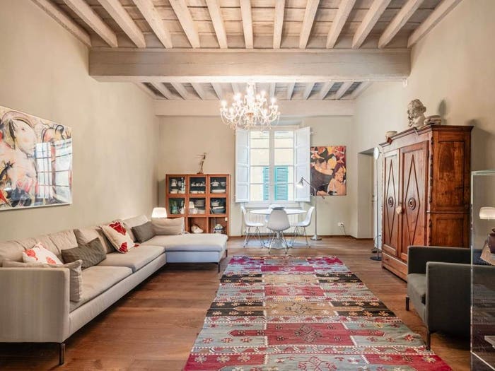 Appartamento con 6 locali in vendita in Via Sant'Andrea, Piazza Anfiteatro Torre Guinigi, Lucca