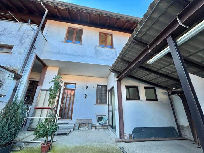 Appartamento trilocale in vendita in Via Raffaello Sanzio, Centro, Mortara