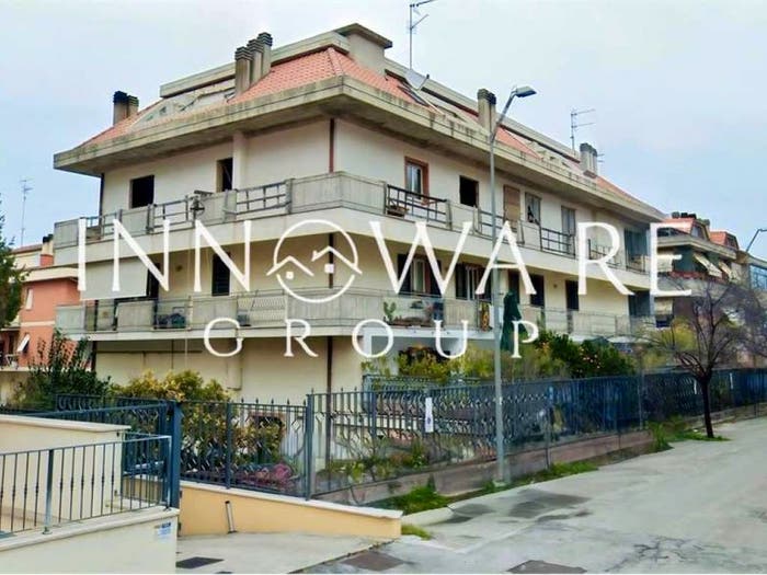 Appartamento con 6 locali in vendita in via Romolo Murri, Cupra Marittima
