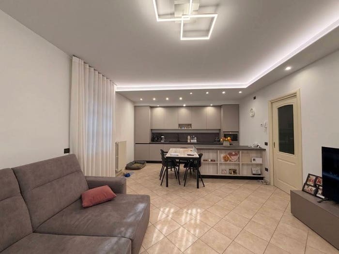 Appartamento trilocale in vendita in Via G Gaggia, Centro, Verolanuova