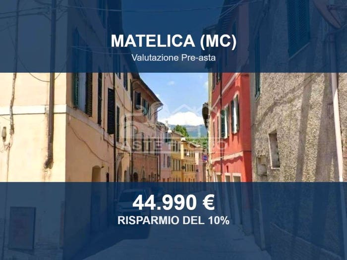 Appartamento con 5 locali in vendita in Via San Francesco, Centro, Matelica