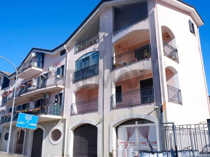 Appartamento trilocale in vendita in Viale ITALIA, Pietramelara