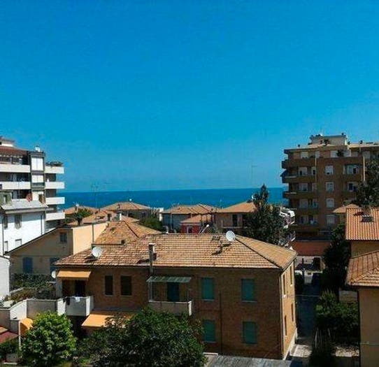 Appartamento quadrilocale in vendita in Viale Dante Alighieri, Sassonia, Fano