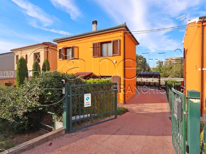 Casa con 6 locali in vendita in Arginone, Ferrara