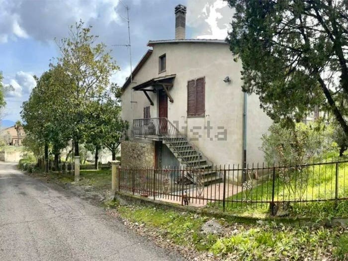Casa con 6 locali in vendita in Località Fossatello, Orvieto