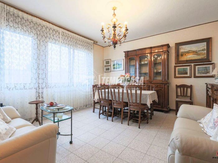 Appartamento quadrilocale in vendita in Via Enrico de Nicola, Casteldebole, Bologna