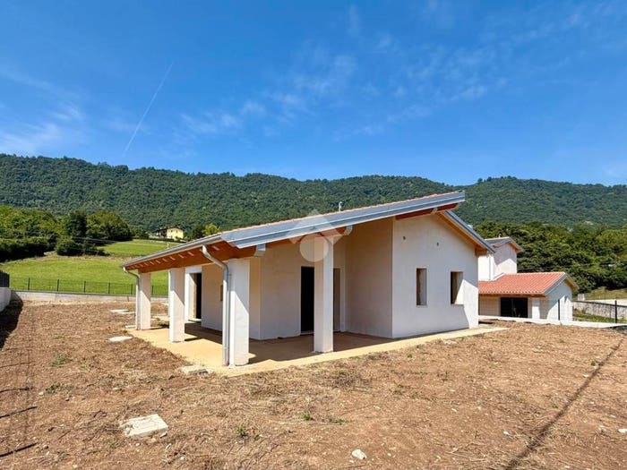 Casa con 5 locali in vendita in Via Guzan, Monte di Malo