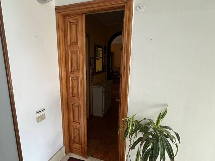 Appartamento con 5 locali in vendita in Via Sant'Antioco, Centro, Nuoro