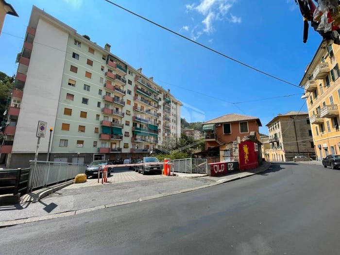 Appartamento con 5 locali in vendita in Via Piero Pinetti, Quezzi, Genova