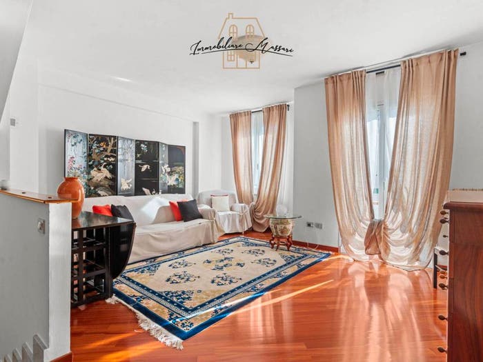 Casa con 6 locali in vendita in Via Giustiniana, Ceparana Carpena, Bolano