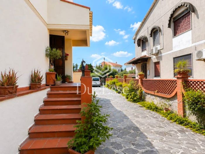 Casa con 6 locali in vendita in Via Elba, Lungarno Gabriele D'Annunzio, Pisa