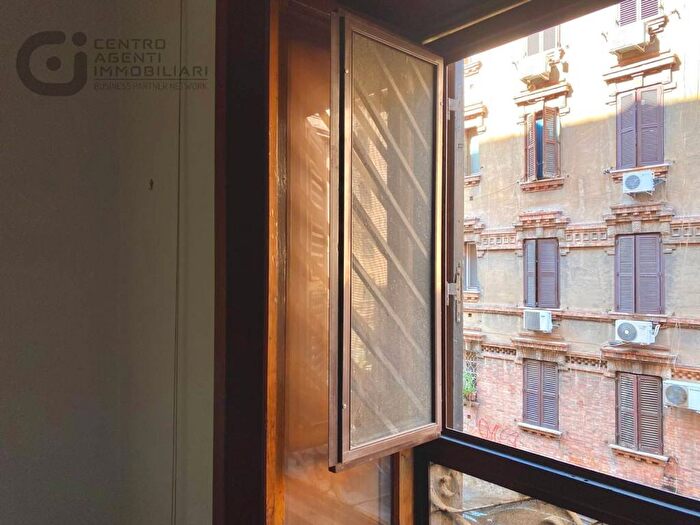 Appartamento trilocale in vendita in Lungotevere Testaccio, Testaccio, Roma