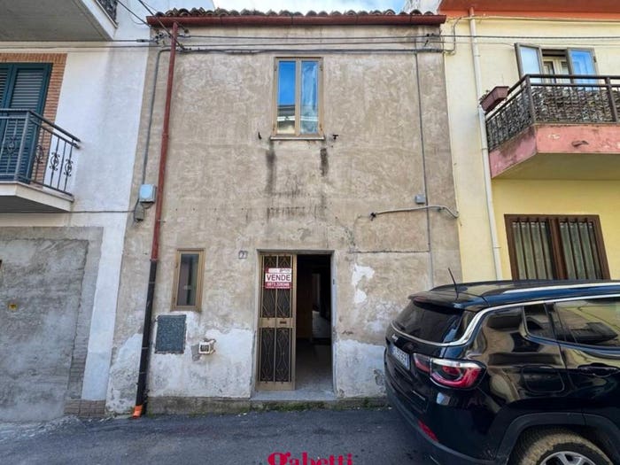 Casa quadrilocale in vendita in via nardone, Centro, Cupello
