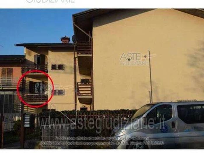 Appartamento con 5 locali in vendita in Via Cascina Spina, Centro, Urgnano