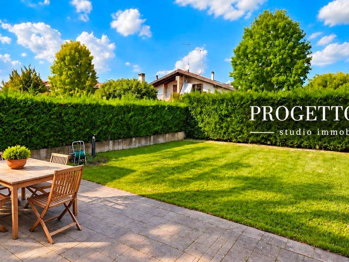 Casa con 5 locali in vendita in Piazza Duca d'Aosta, Centro, Mogliano Veneto