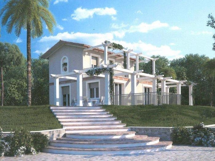Casa con 6 locali in vendita in Via per Cerreta, Zona Collinare Palatina, Montignoso